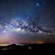 Illustration for article titled A Rocket, a Meteor and the Milky Way, All in One Overwhelming Image